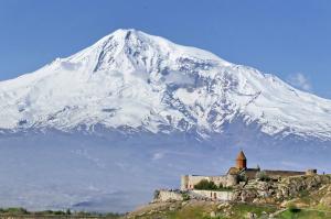 Armenien - Das Land der Aprikosen zu Fuß entdecken