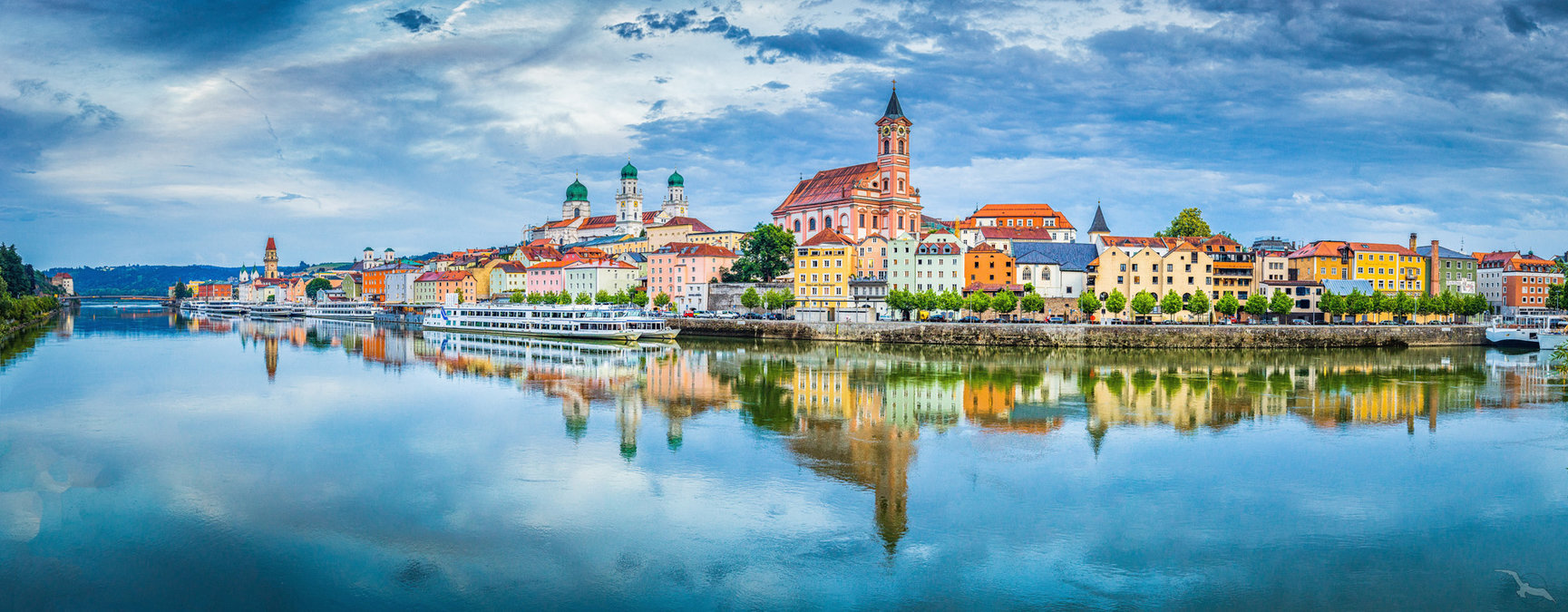 Donaugenuss: Passau - Wien - Esztergom - Budapest - Bratislava - Dürnstein - Passau mit der MS Amina