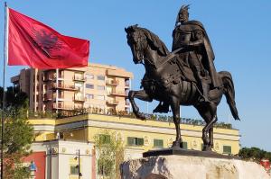 Kultur und Küste Albaniens erleben