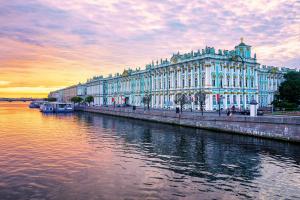 Moskau & St. Petersburg: Städtereise mit dem Schnellzug Moskau & St. Petersburg: Städtereise mit dem Schnellzug