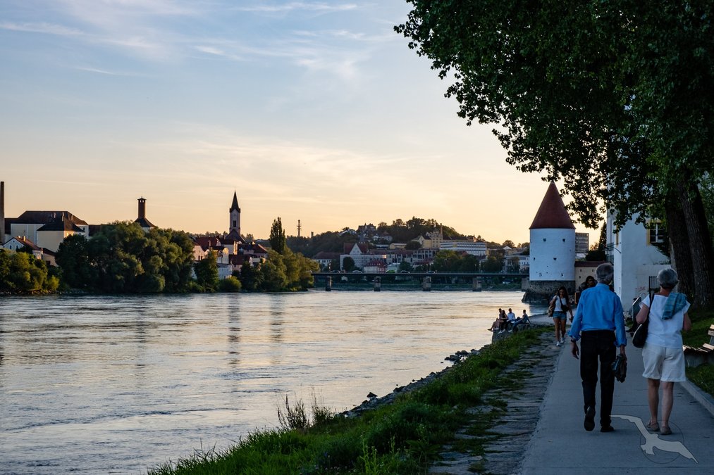 Weihnachten und Silvester entlang der Donau: Passau - Wien - Budapest - Bratislava - Linz - Passau mit der MS Annika